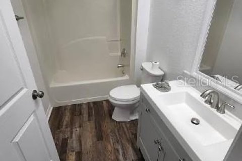 Appartement à louer à Spring Hill, Floride: 2 chambres, 102.19 m2 № 2391072 - photo 8