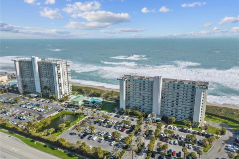 Condo in Jensen Beach, Florida, 1 bedroom  № 1860535 - photo 2