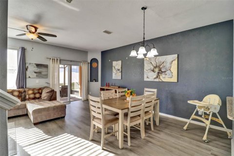Townhouse in Davenport, Florida 3 bedrooms, 135.36 sq.m. № 2381284 - photo 12