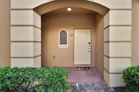 Townhouse in Davenport, Florida 3 bedrooms, 135.36 sq.m. № 2381284 - photo 3