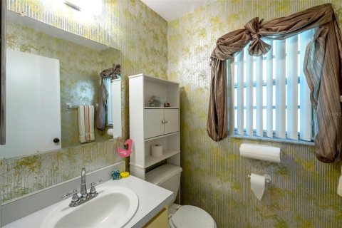 Condo in Sun City Center, Florida, 1 bedroom  № 1866053 - photo 8