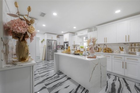 Casa en venta en Plant City, Florida, 3 dormitorios, 174.93 m2 № 1518954 - foto 11