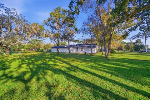 House in Hudson, Florida 4 bedrooms, 220.18 sq.m. № 2431080 - photo 30