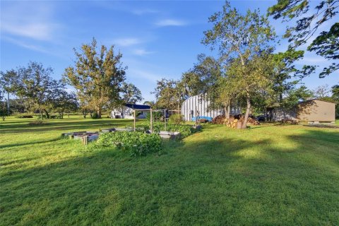 House in Hudson, Florida 4 bedrooms, 220.18 sq.m. № 2431080 - photo 28