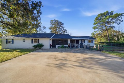 House in Hudson, Florida 4 bedrooms, 220.18 sq.m. № 2431080