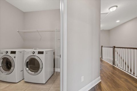 Townhouse in Lutz, Florida 3 bedrooms, 172.15 sq.m. № 2215805 - photo 29