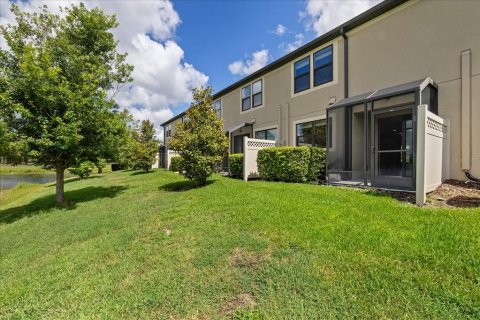 Townhouse in Lutz, Florida 3 bedrooms, 172.15 sq.m. № 2215805 - photo 19