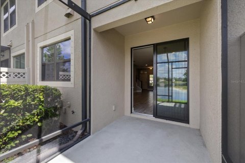 Townhouse in Lutz, Florida 3 bedrooms, 172.15 sq.m. № 2215805 - photo 17