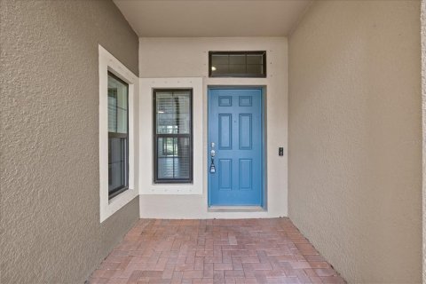 Townhouse in Lutz, Florida 3 bedrooms, 172.15 sq.m. № 2215805 - photo 6