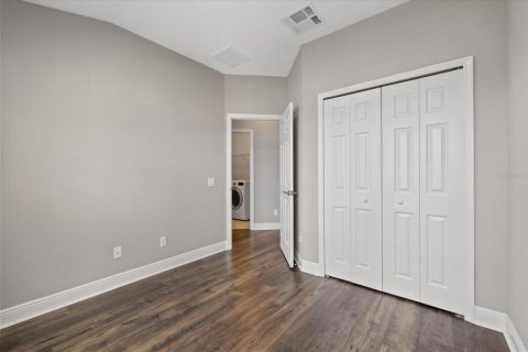 Townhouse in Lutz, Florida 3 bedrooms, 172.15 sq.m. № 2215805 - photo 27
