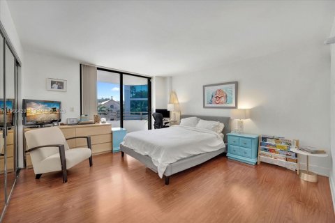 Copropriété à vendre à Miami, Floride: 2 chambres, 130.06 m2 № 2029042 - photo 10