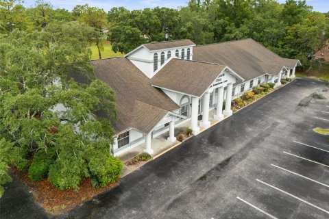 Commercial property in Spring Hill, Florida 531.4 sq.m. № 2205390 - photo 24