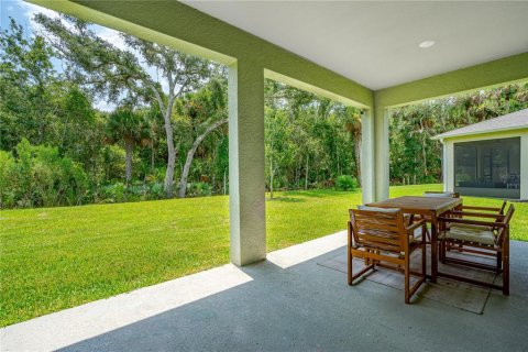 House in New Smyrna Beach, Florida 3 bedrooms, 157 sq.m. № 1644250 - photo 25