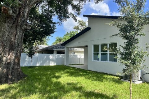 Villa ou maison à vendre à Gulfport, Floride: 4 chambres, 167.41 m2 № 1827966 - photo 5