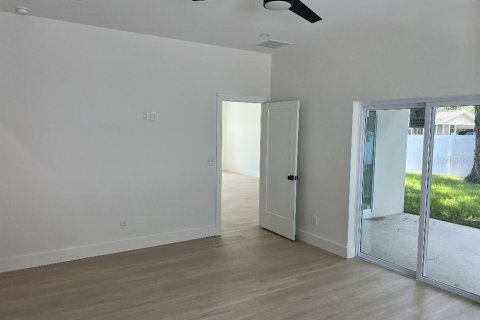 Villa ou maison à vendre à Gulfport, Floride: 4 chambres, 167.41 m2 № 1827966 - photo 18