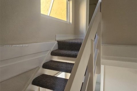 Condo in Boynton Beach, Florida, 2 bedrooms  № 2003065 - photo 12