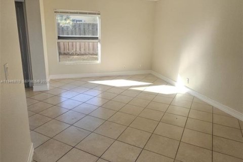 Condo in Boynton Beach, Florida, 2 bedrooms  № 2003065 - photo 25