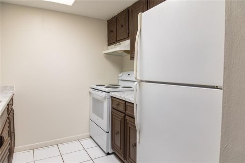 Condominio en venta en Tampa, Florida, 2 dormitorios, 88.26 m2 № 2210111 - foto 3