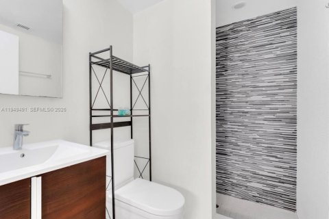 Снять в аренду квартиру в Майами-Бич, Флорида 1 спальня, 41.62м2, № 2005385 - фото 6