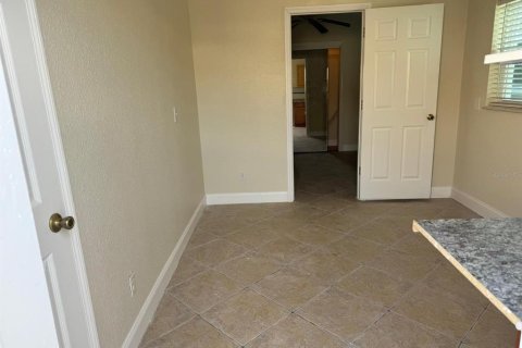 House in Tampa, Florida 6 bedrooms, 149.76 sq.m. № 1791245 - photo 17