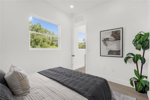 Casa en venta en Orlando, Florida, 5 dormitorios, 230.68 m2 № 1903700 - foto 25