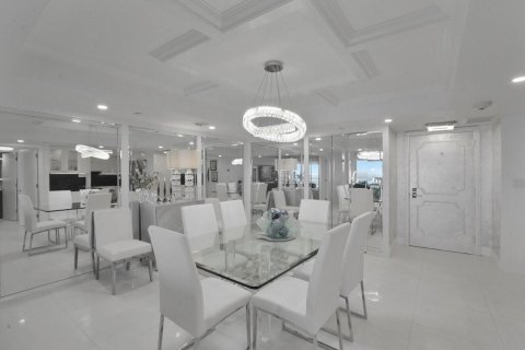 Copropriété à louer à Boca Raton, Floride: 2 chambres, 133.59 m2 № 2282622 - photo 13