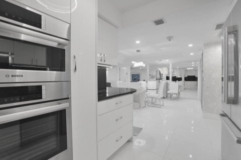Copropriété à louer à Boca Raton, Floride: 2 chambres, 133.59 m2 № 2282622 - photo 11