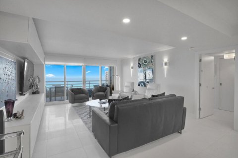 Copropriété à louer à Boca Raton, Floride: 2 chambres, 133.59 m2 № 2282622 - photo 17