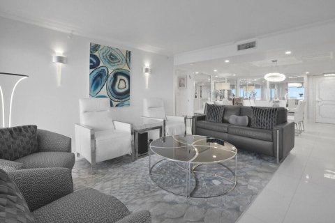 Copropriété à louer à Boca Raton, Floride: 2 chambres, 133.59 m2 № 2282622 - photo 18