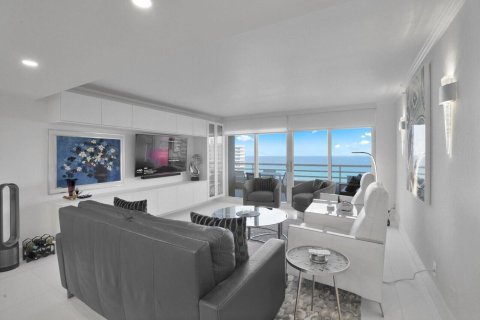 Copropriété à louer à Boca Raton, Floride: 2 chambres, 133.59 m2 № 2282622 - photo 16