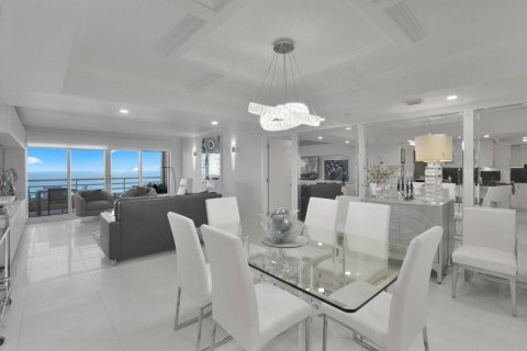 Copropriété à louer à Boca Raton, Floride: 2 chambres, 133.59 m2 № 2282622 - photo 14