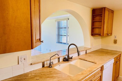 Condo in Hypoluxo, Florida, 3 bedrooms  № 2169878 - photo 21
