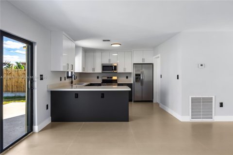 Купить виллу или дом в Дания-Бич, Флорида 3 спальни, 140.28м2, № 1949066 - фото 4