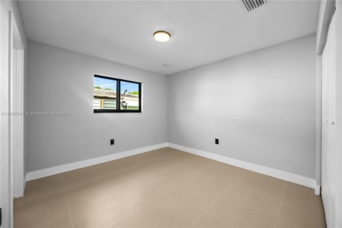 Купить виллу или дом в Дания-Бич, Флорида 3 спальни, 140.28м2, № 1949066 - фото 10