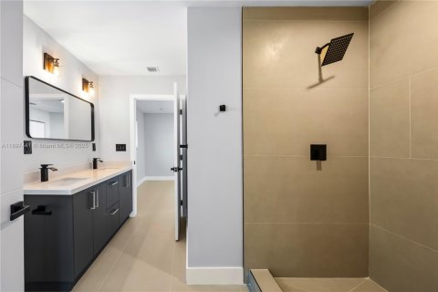 Купить виллу или дом в Дания-Бич, Флорида 3 спальни, 140.28м2, № 1949066 - фото 12