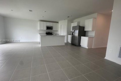 Casa en alquiler en Lake Wales, Florida, 4 dormitorios № 2056669 - foto 14