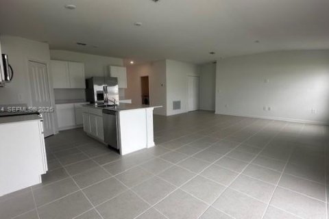 Casa en alquiler en Lake Wales, Florida, 4 dormitorios № 2056669 - foto 16