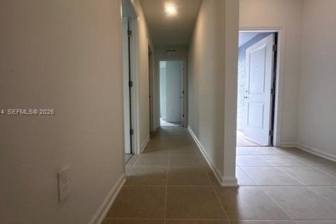 Casa en alquiler en Lake Wales, Florida, 4 dormitorios № 2056669 - foto 6