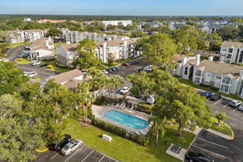 Condo in Orlando, Florida, 2 bedrooms  № 1831698 - photo 21