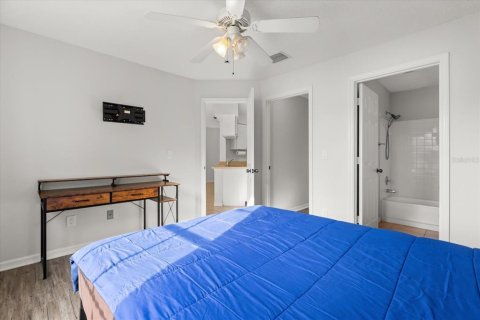 Condo in Orlando, Florida, 2 bedrooms  № 1831698 - photo 14