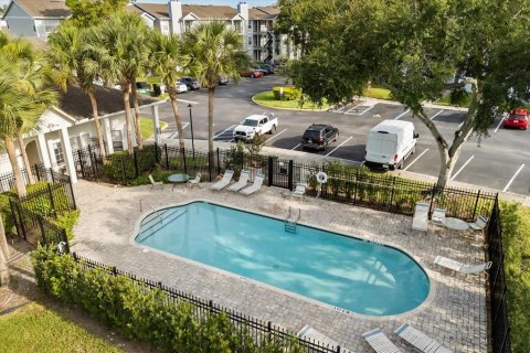 Condo in Orlando, Florida, 2 bedrooms  № 1831698 - photo 22