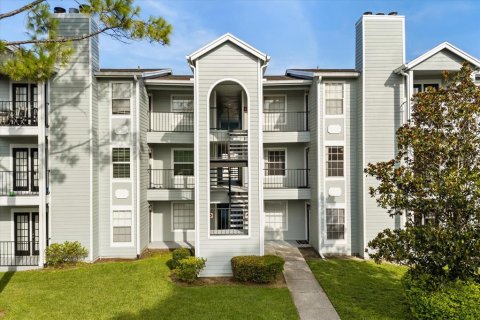 Condo in Orlando, Florida, 2 bedrooms  № 1831698 - photo 2