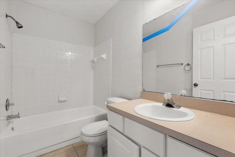 Condo in Orlando, Florida, 2 bedrooms  № 1831698 - photo 18