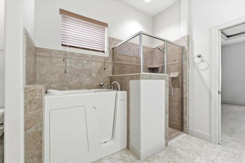 Villa ou maison à vendre à Polk City, Floride: 2 chambres, 180.69 m2 № 2284628 - photo 23