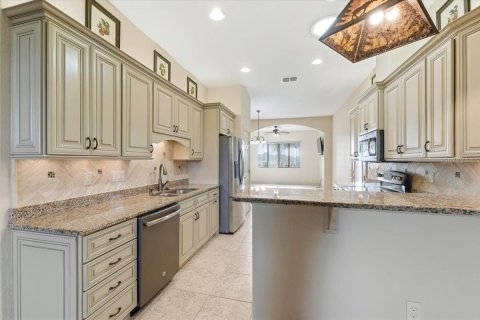 Villa ou maison à vendre à Polk City, Floride: 2 chambres, 180.69 m2 № 2284628 - photo 14