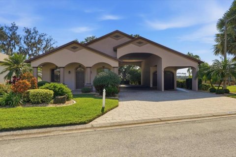 Villa ou maison à Polk City, Floride 2 chambres, 180.69 m2 № 2284628