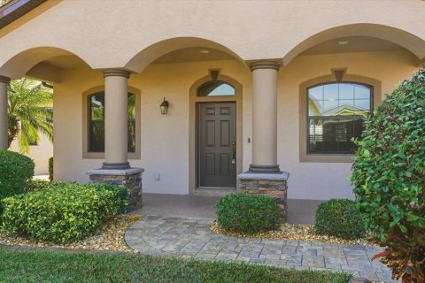 Villa ou maison à vendre à Polk City, Floride: 2 chambres, 180.69 m2 № 2284628 - photo 4