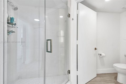 Copropriété à vendre à North Bay Village, Floride: 2 chambres, 113.43 m2 № 2035942 - photo 15