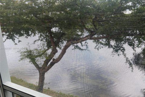 Copropriété à vendre à Fort Lauderdale, Floride: 2 chambres, 112.88 m2 № 2025290 - photo 30