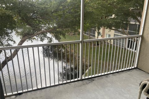 Copropriété à vendre à Fort Lauderdale, Floride: 2 chambres, 112.88 m2 № 2025290 - photo 29